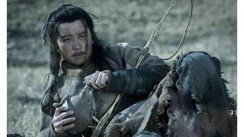 老师!陈胜的老师是孔子第九代孙,名叫孔鲋,他竟是第一个起义的读书人