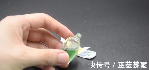 风油精|衣服上贴个创可贴,太聪明了,解决很多男人女人的困扰,涨知识了
