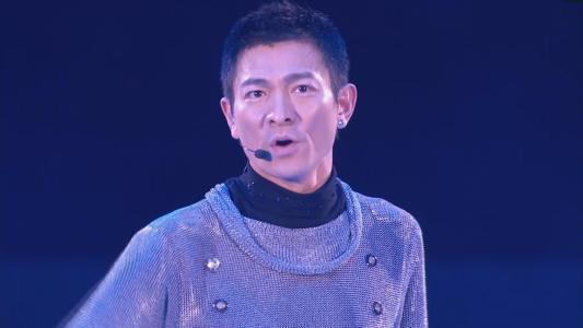 拒绝和成龙合作,大骂刘德华算什么东西