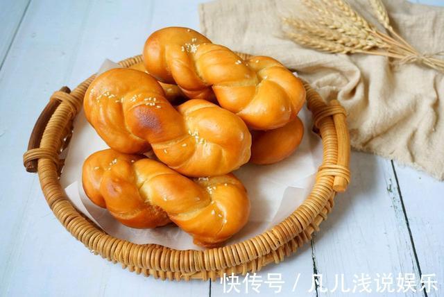 蜂蜜|想吃麻花不用买,自己在家也能做,外酥里软,满满的儿时味道