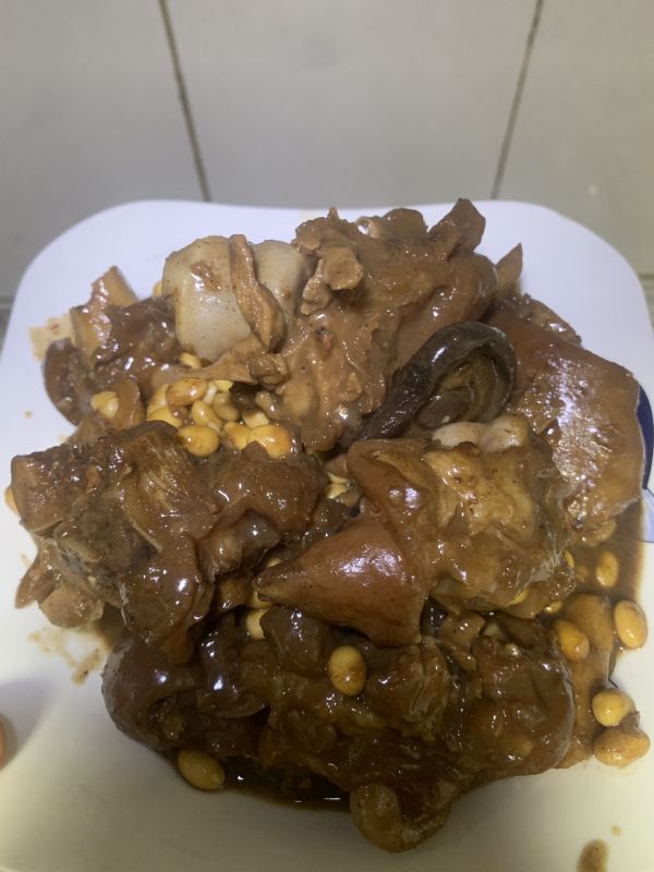 花生酱|惹味黄豆焖猪手