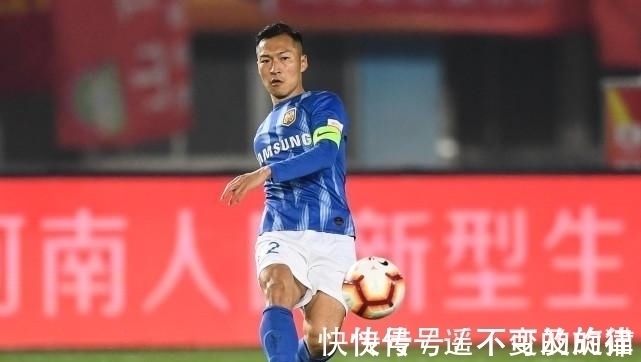 首发|媒体爆出国足首发:归化球员替补,两争议之人首发,球迷:凉了!