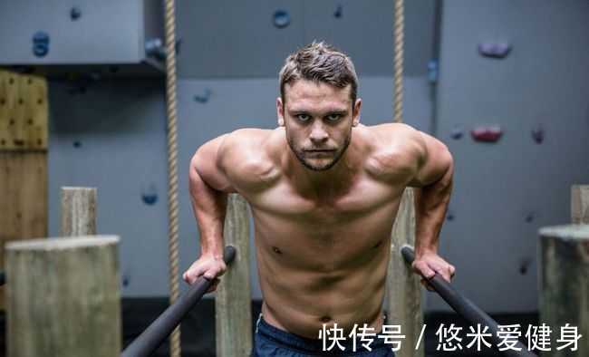 上臂|双杠臂屈伸的5个技巧,每周训练2次,快速提升上肢肌肉力量