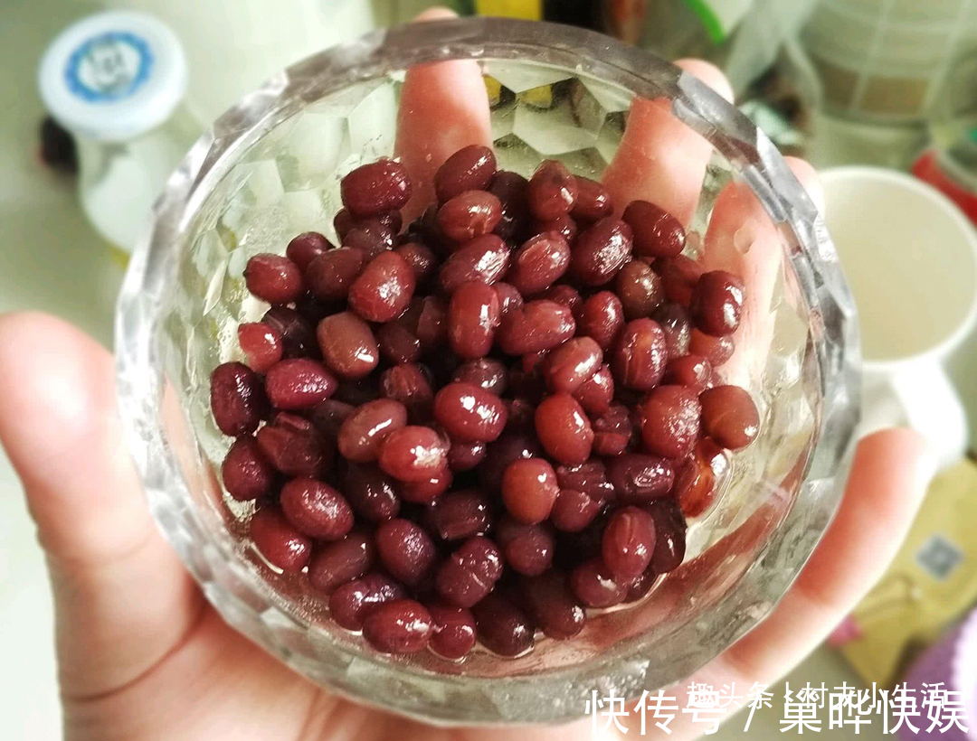 不管煮红豆还是绿豆，提前多加一步，3分钟全煮烂，真是省钱
