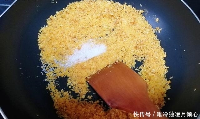 营养|大虾此样做,像薯条一样口感焦酥,营养美味,不剥虾皮就能吃