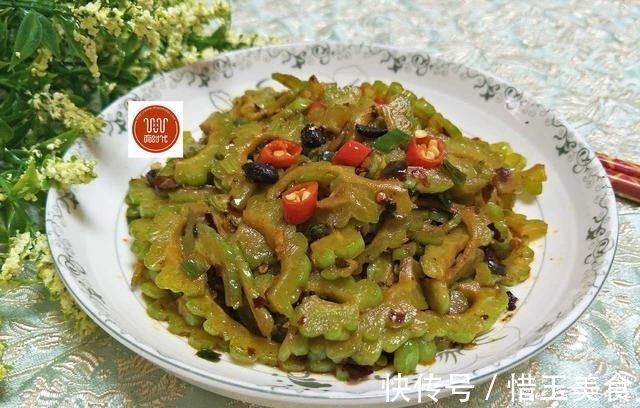 快手|苦瓜换种做法,很多人没吃过,简单快手,比肉还香!