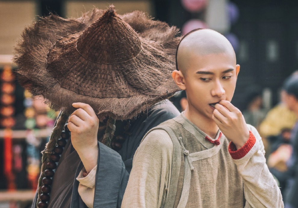  鳌拜|鳌拜府应挂什么匾额，最正确的答案是，级别不够的人根本没有匾额