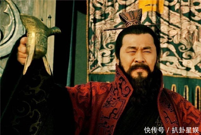 一个爱出谜题,一个爱猜谜,为何曹操就是容不下杨修