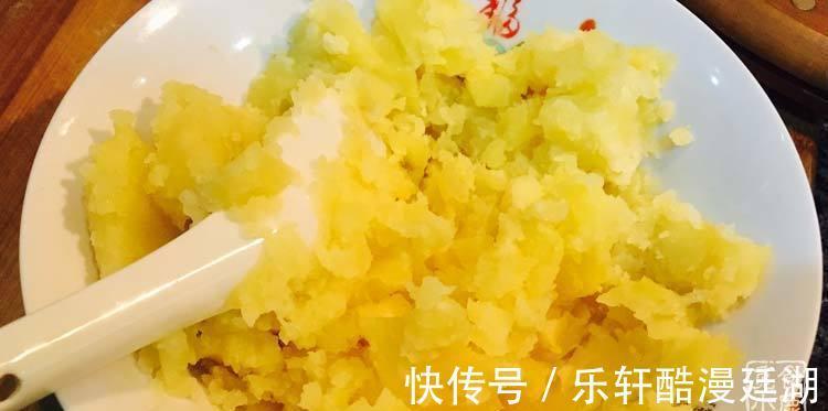 好吃|土豆新吃法，不用炸也不用炒，营养好吃，当早餐或下午茶都不错