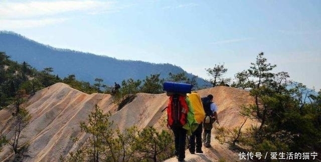 奥秘|徒步探险：穿越山脊，流淌在沙滩上，探索真正的龙须山奥秘