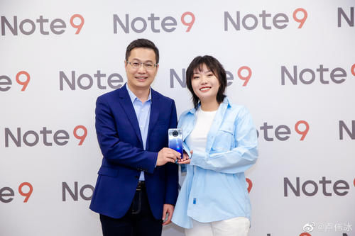 游戏|小米重拳出击，5000mAh＋线性马达＋竞速游戏芯，仅1299元