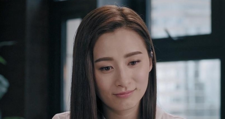 TVB女星嫁豪门2年终得子!晒全家福笑得合