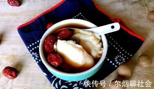 养颜|聪明的女人最爱喝此汤,比阿胶更补气血,排毒养颜,睡眠好