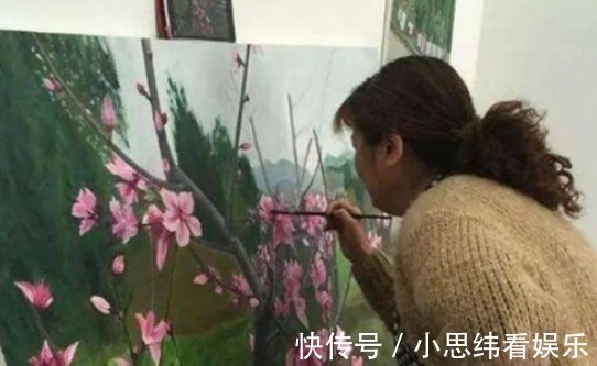 王珍凤@农村大妈模仿画家作画,200元一幅受网友追捧,专家:亵渎艺术