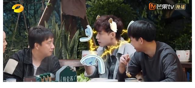 劉曉邑|《向往5》聚齊雙黃，黃渤調侃黃磊像豬，張藝興端水難度好大