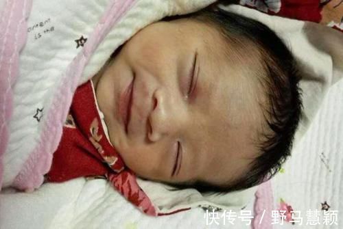 大脑|宝宝睡觉时,若有这3个反应,说明大脑发育好,将来可能是高智商