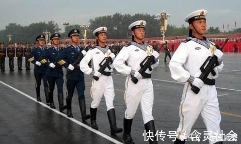 军事小说$四本超燃超热血的军事小说,剧情越看越上瘾,熬夜通宵也值得