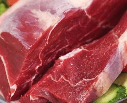 炖牛肉时，不要焯水后直接炖，学会这几招，牛肉汤又鲜又香！