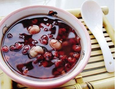 脾胃|一碗非常强大的除湿粥,三种豆子一起煮,脾胃养好了,湿气跑光光