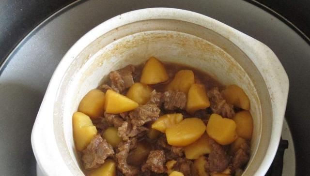 土豆|适合炖牛肉的4种食材,土豆稳居第二,最后一种是真的美味