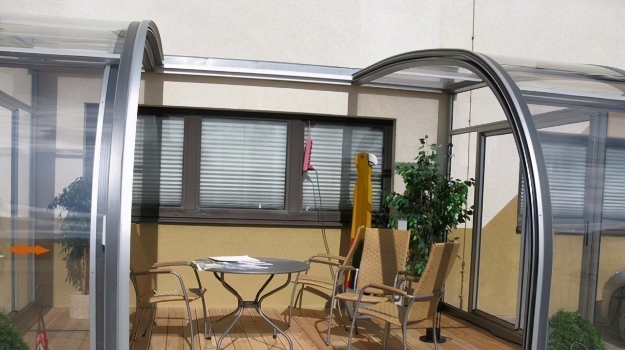 庭院|家里有庭院,一定要建这种阳光房,不违建,不占空间,能自动伸缩