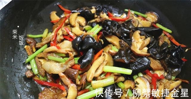 这道菜我家常做,5种食材一锅出,营养足味道好,做法还简单!