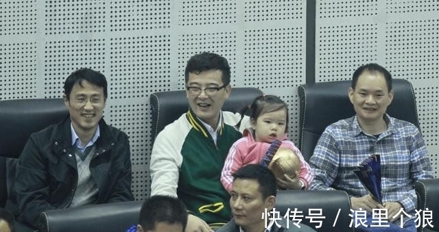 按摩|“女排”周苏红:离婚那天挥泪与前夫告别,以后我们做姐弟