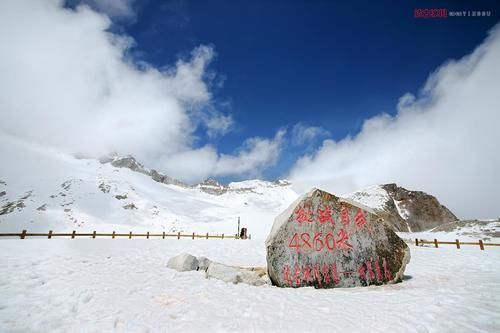 四川的网红景点，冬日如同冰雪王国，美丽的雪景让人不舍得离开