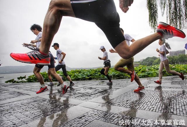 中年|肺有问题的人，睡觉时会有3种异常，做好5件事，养肺更健康