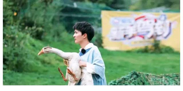 2022年周深將參加兩檔全新音樂綜藝，一檔導(dǎo)師一檔嘉賓，你期待嗎