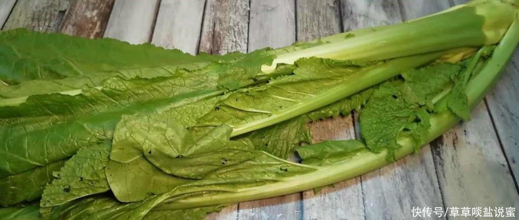  好吃|越是寒冷，芥菜越好吃，芥菜炒饭，冬季应时美味