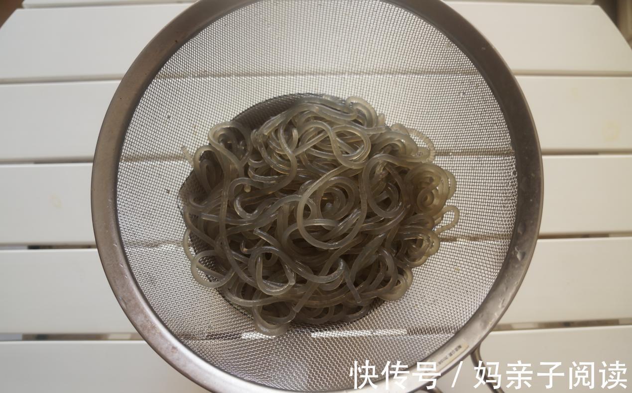 炒粉条此做法,味道鲜美很好吃,做法简单还不粘锅