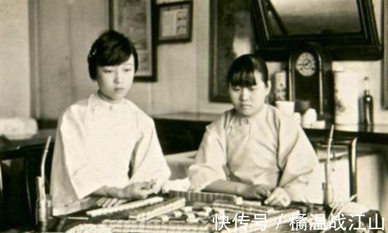 章母#没有一家姑娘愿意嫁他，母亲便让他娶贴身婢女，但却只准丫鬟做妾