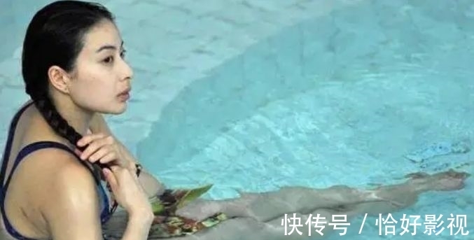 外国友人出色发挥以为夺冠稳了,郭晶晶这精彩一跳让她止不住摇头