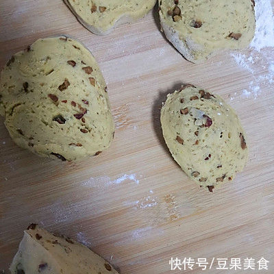 爆好吃!吃这菜红枣白薯馒头,米饭你得多备点