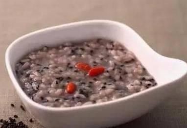 红枣和它一起煮，每天喝一碗，护肝又强肾，腰不疼了腿有劲