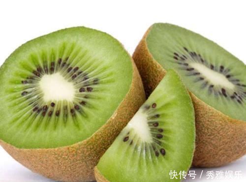 女人不想满脸皱纹,多吃四种水果,舒展皮肤,重回十八岁!