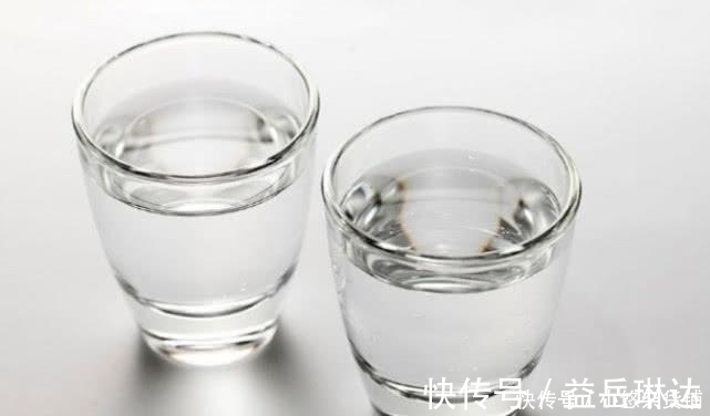 白酒|喝酒时,喝多少度的白酒,对身体好一些?或许“这个度数”较合适