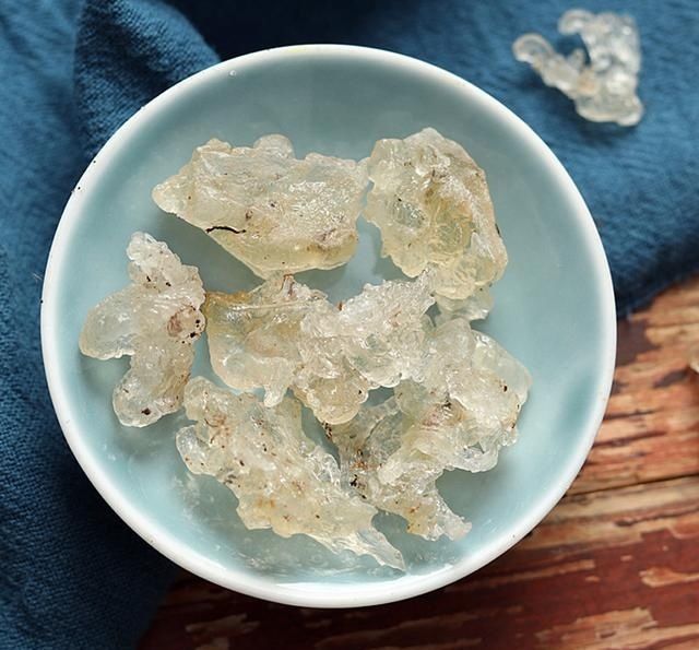 女人|女人堅持每天睡前吃點它 ，補充膠原蛋白，皮膚活性越來越好