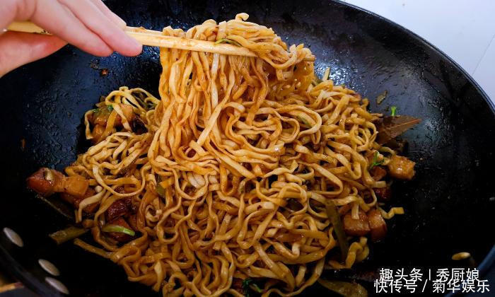  特殊时期宅在家，学会此7种面条的做法，1个月不出门也饿不着，香