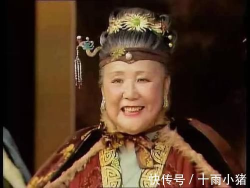 贾母|红楼梦:见到刚到贾府的黛玉后,王熙凤流泪是否是在作秀吗