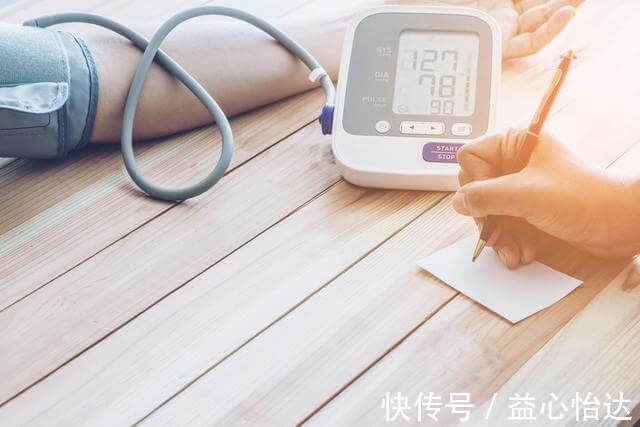 滴酒不沾|高血压患者必须滴酒不沾吗医生直言若能承担这些后果,酒能喝