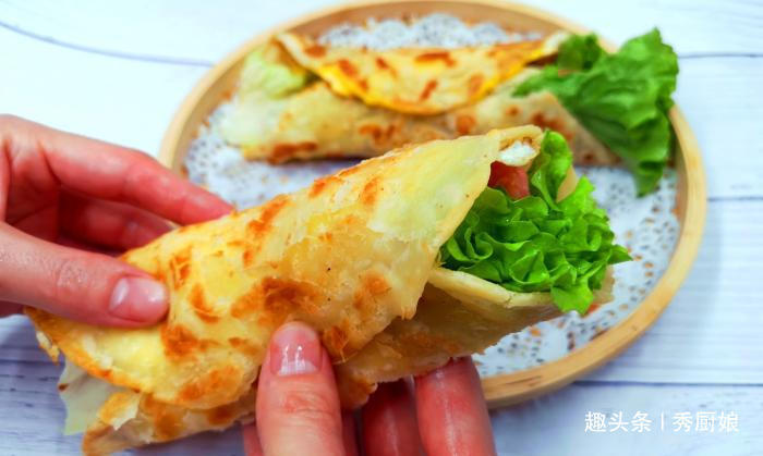 烙饼时，有人抹油，有人烫面，老面点师傅：都不对，教你正确做法