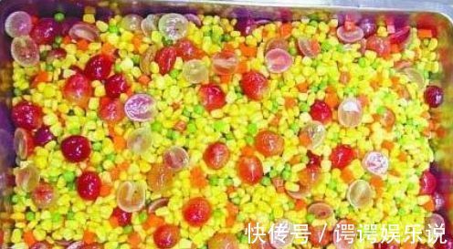 饭菜|“免费都没人想吃”的食堂饭菜,若让你选其一,你选哪个