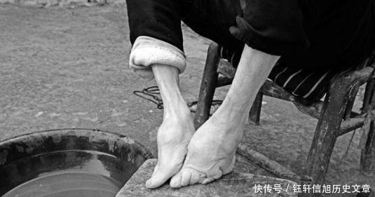三寸金莲|古代女子缠足，过程如此痛苦，原来只是为了满足男人的私欲