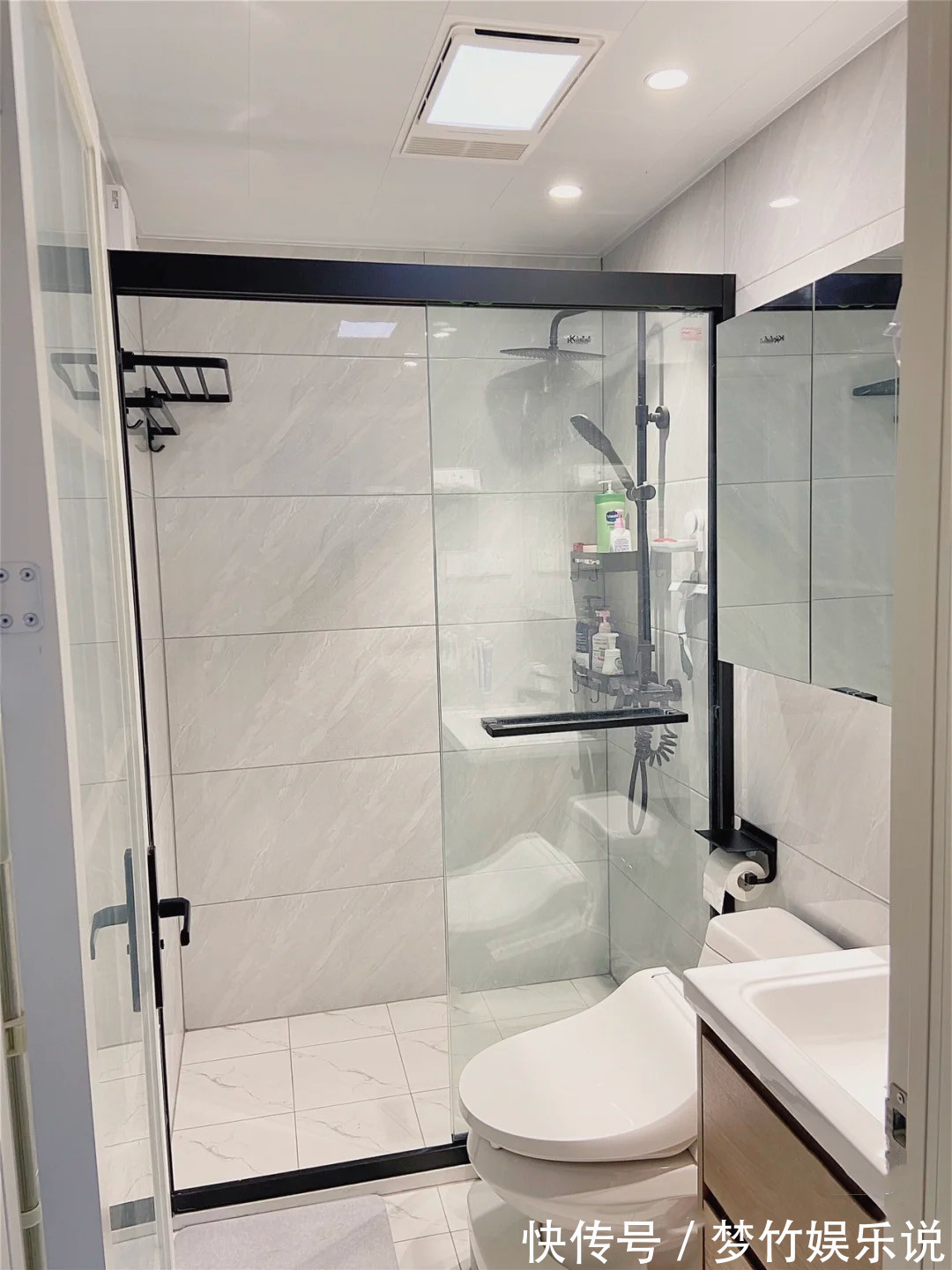 主卧|她家装修被人点赞无数次,全屋温暖又舒适,光一个餐厅就把人迷住