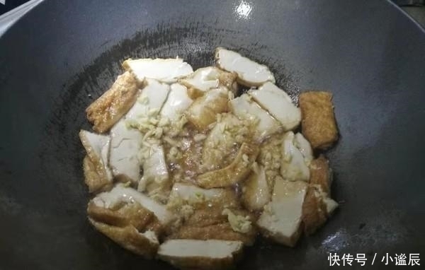 煎炒豆腐|它是“钙王”,父母个子都不高,孩子长到一米九,因为经常吃它