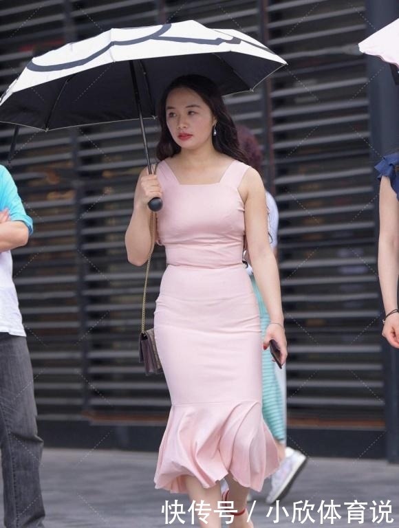 穿搭|微胖型身材穿搭修身裙，选对款才能穿出美，自信美丽又好看