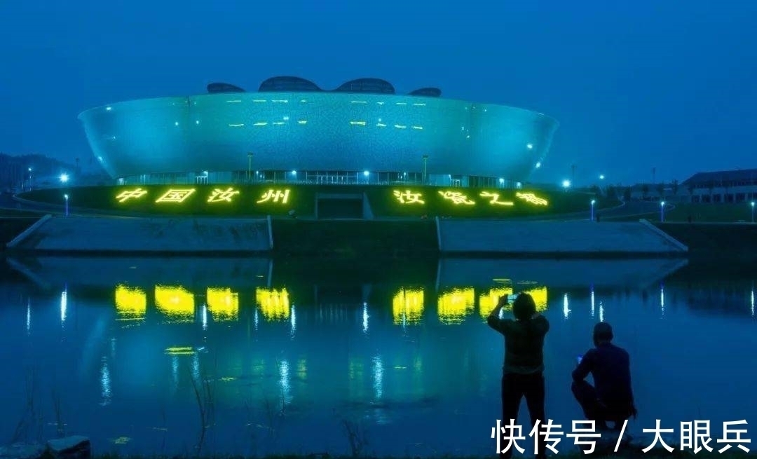 瓷胎&汝瓷釉色莹润,釉面似玉非玉胜似玉,世人皆为此沉迷!