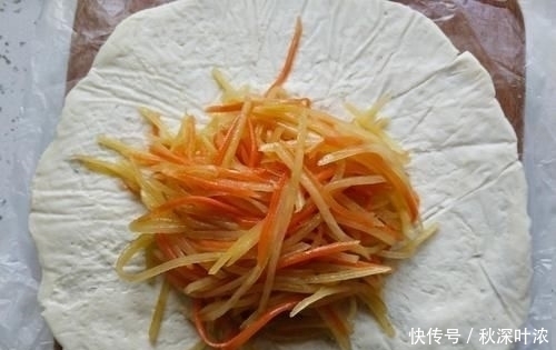 营养|早餐,我家常吃这种饼,不用揉面,5分钟搞定简单省时有营养